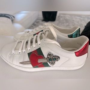 white leather Heart Dagger Ace sneakers from GUCCI. Worn about 5 times